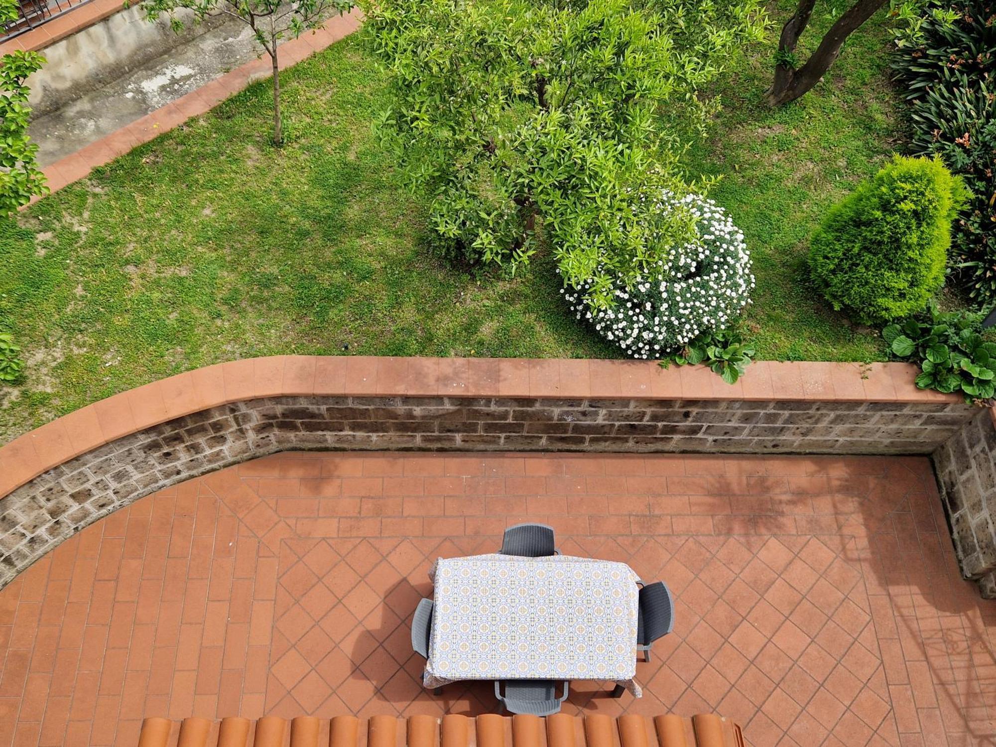 Il Giardino Dei Gigli Διαμέρισμα Meta Εξωτερικό φωτογραφία